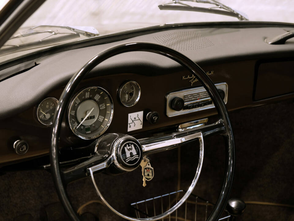 Image 11/23 of Volkswagen Karmann Ghia 1500 (1969)