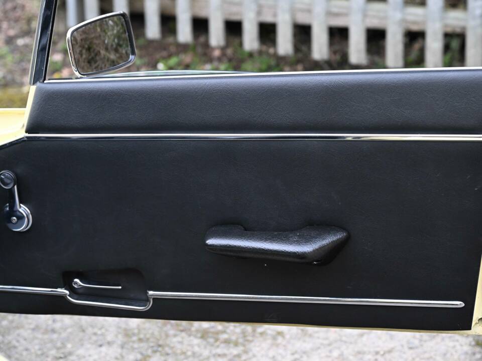 Bild 7/50 von Jaguar E-Type V12 (1973)