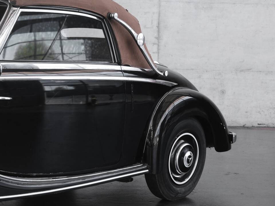 Image 15/50 de Mercedes-Benz 170 S Cabriolet A (1951)
