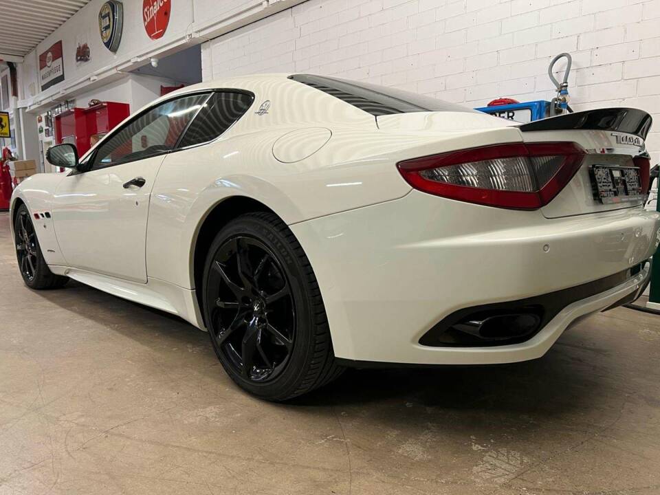 Bild 17/20 von Maserati GranTurismo Sport (2013)