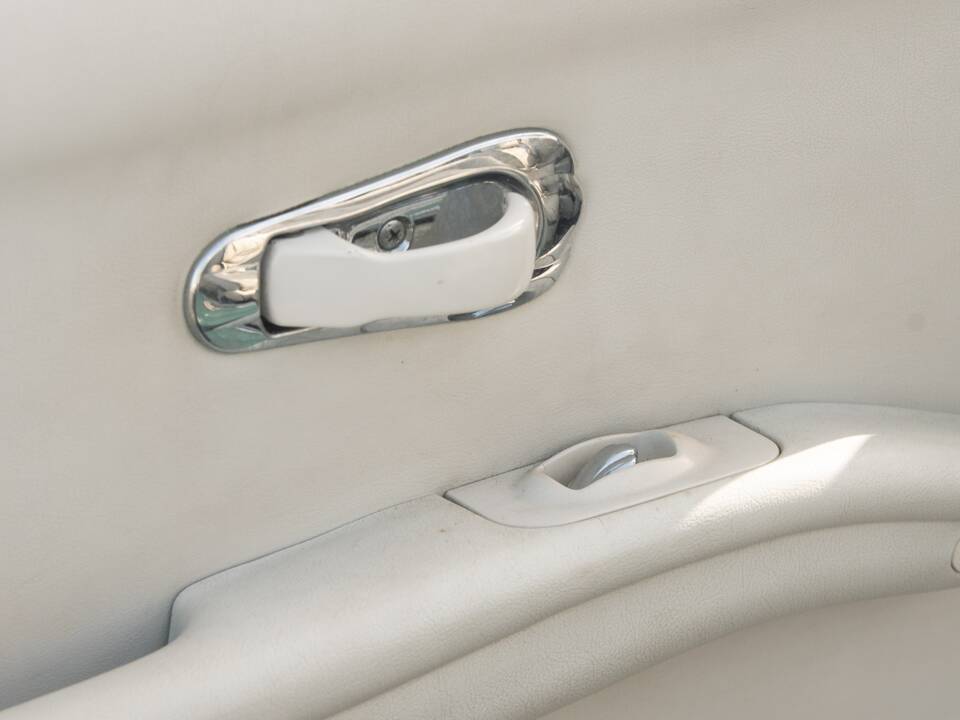 Bild 30/50 von Nissan Figaro (1991)