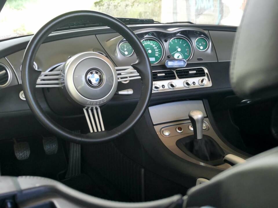 Afbeelding 17/26 van BMW Z8 (2001)