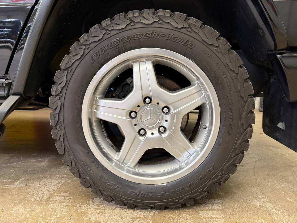 Image 13/22 de Mercedes-Benz G 55 AMG Kompressor (LWB) (2005)