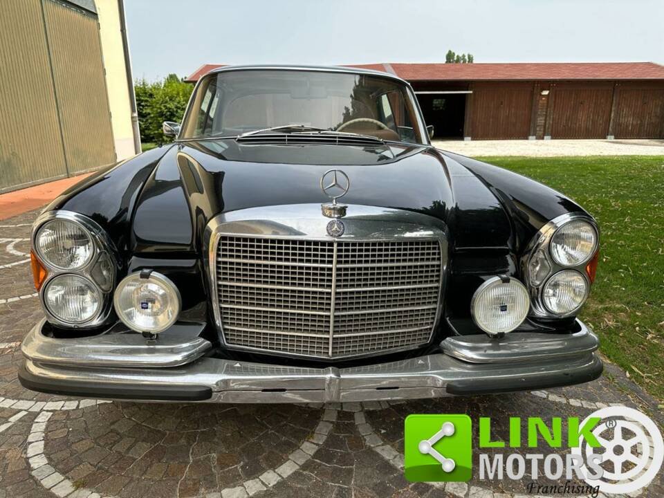 Bild 3/10 von Mercedes-Benz 280 SE (1970)