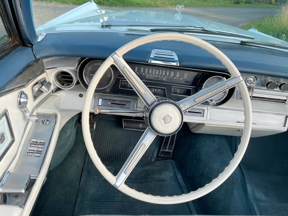Bild 7/16 von Cadillac DeVille Convertible (1966)