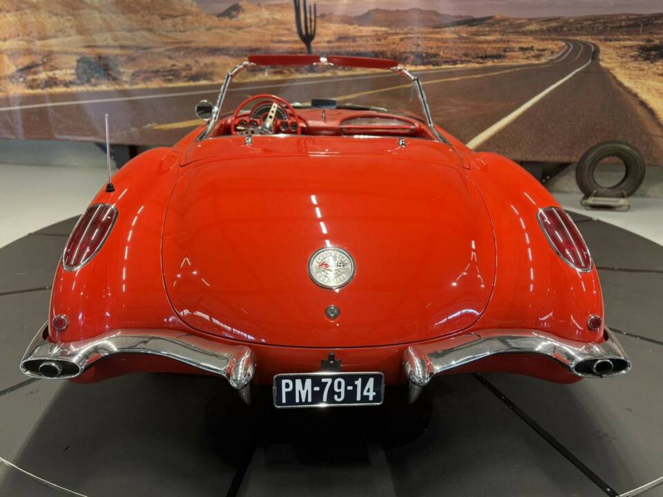 Image 6/50 of Chevrolet Corvette (1959)