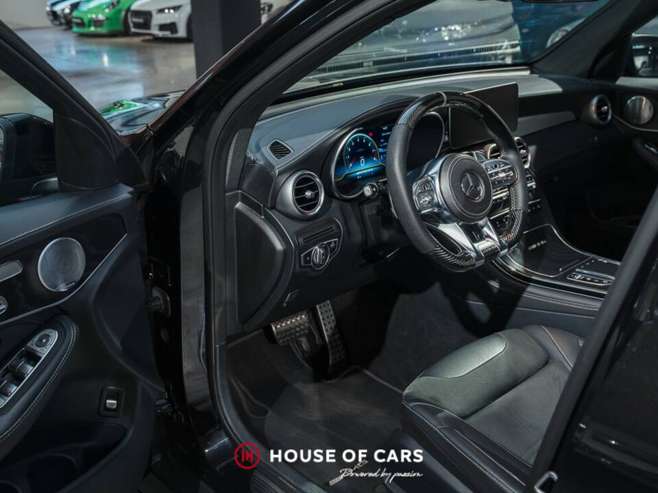 Image 14/23 of Mercedes-Benz GLC 63 S AMG 4MATIC+ (2020)