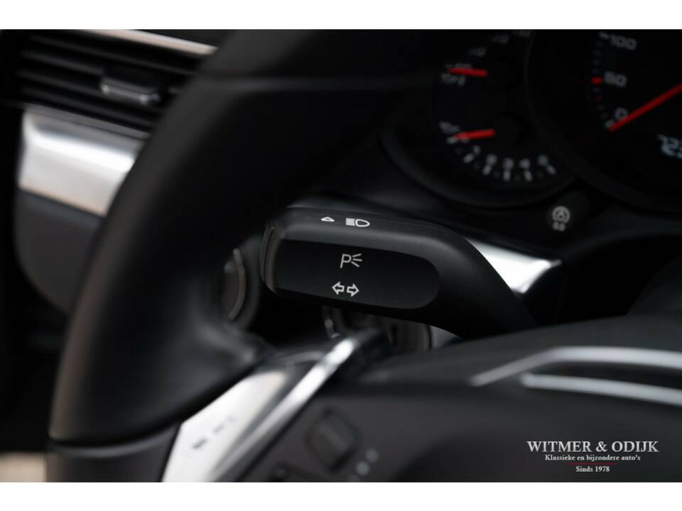 Bild 25/44 von Porsche 911 Carrera 4S (2014)