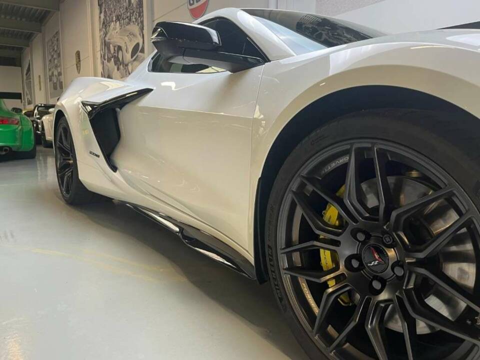 Image 34/50 of Chevrolet Corvette Z06 (2024)