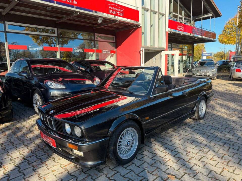 Bild 3/28 von BMW 320i (1988)