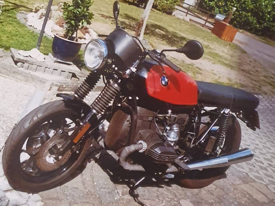 Bild 3/4 von BMW DUMMY (1981)