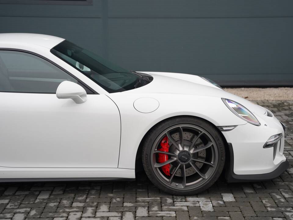 Bild 24/50 von Porsche 911 GT3 (2015)