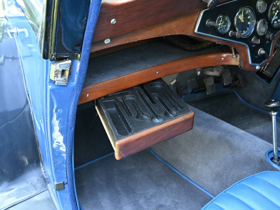 Image 37/39 de Rover 14 (1938)