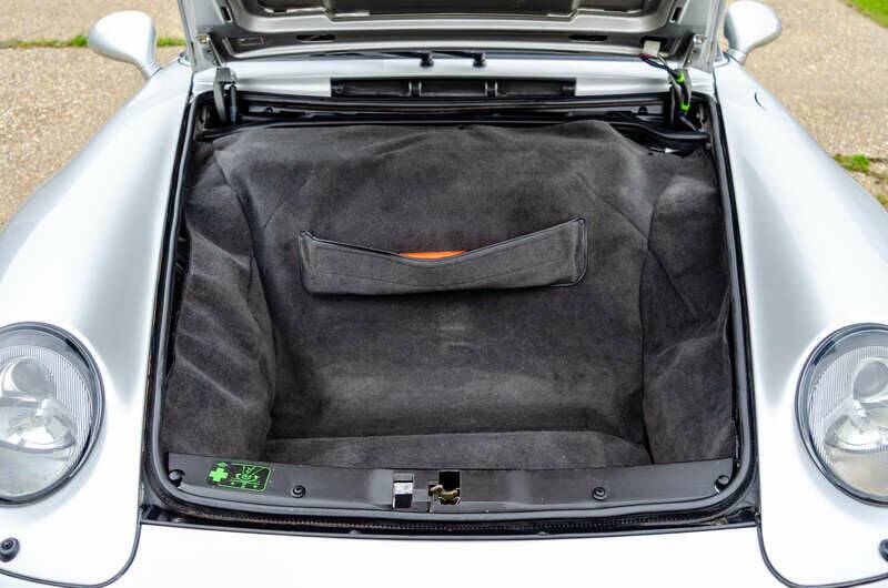 Bild 10/16 von Porsche 911 Carrera (1997)