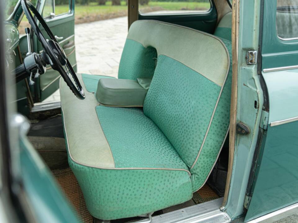 Image 26/50 of FIAT 1400 B (1958)