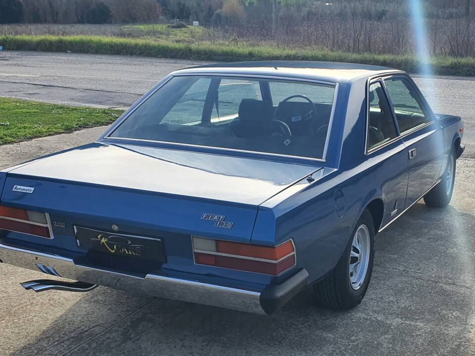 Bild 7/43 von FIAT 130 / 3200 (1975)