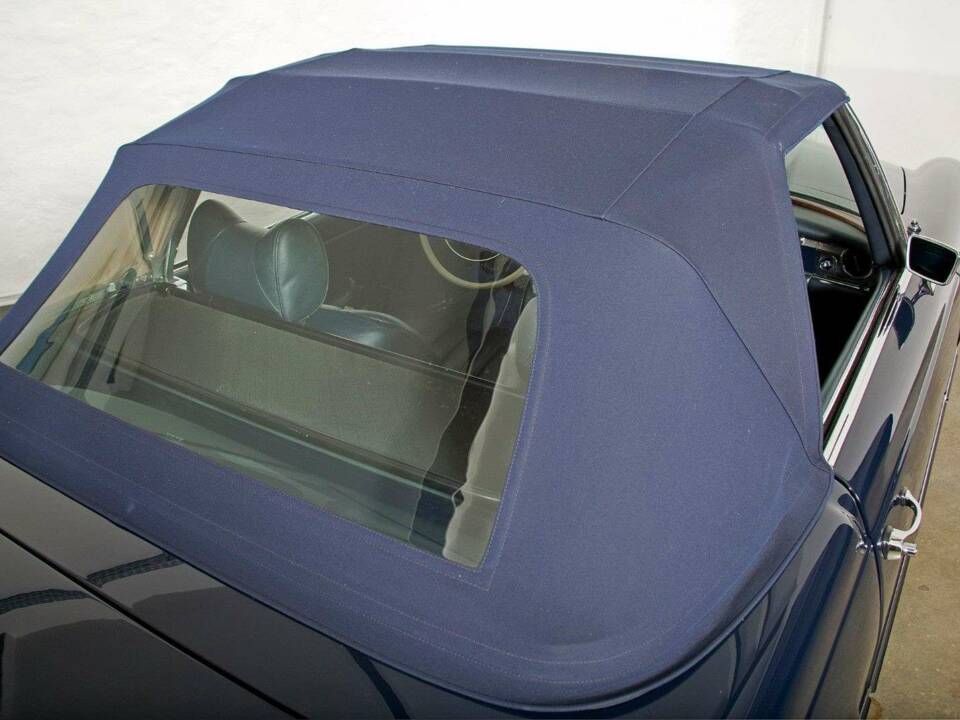 Afbeelding 9/20 van Mercedes-Benz 280 SL (1971)