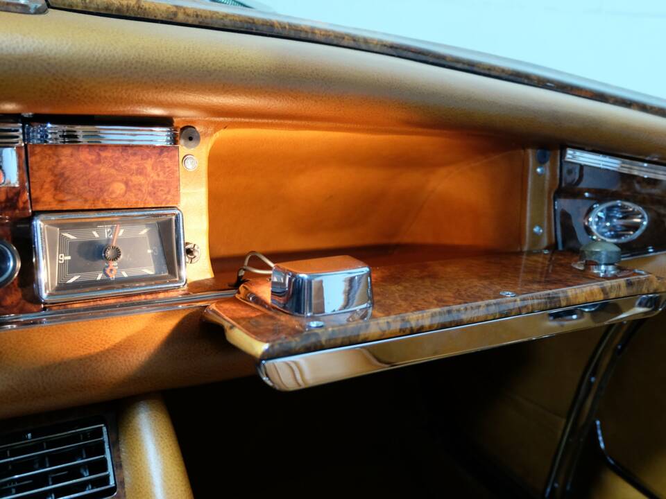 Immagine 29/29 di Mercedes-Benz 280 SE 3,5 (1970)