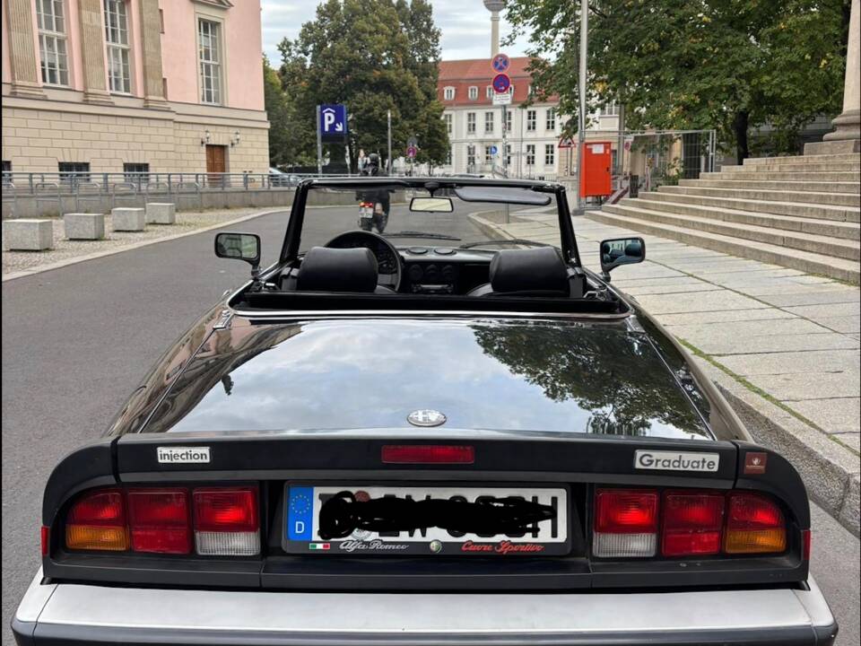Obraz 2/18 pojazdu Alfa Romeo 2.0 Spider (1988)