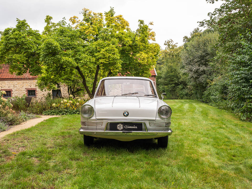 Bild 32/118 von BMW 700 LS Luxus (1965)