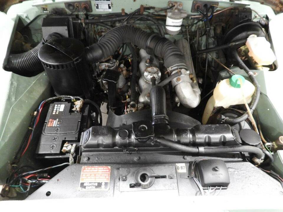 Imagen 11/15 de Land Rover 88 (1981)