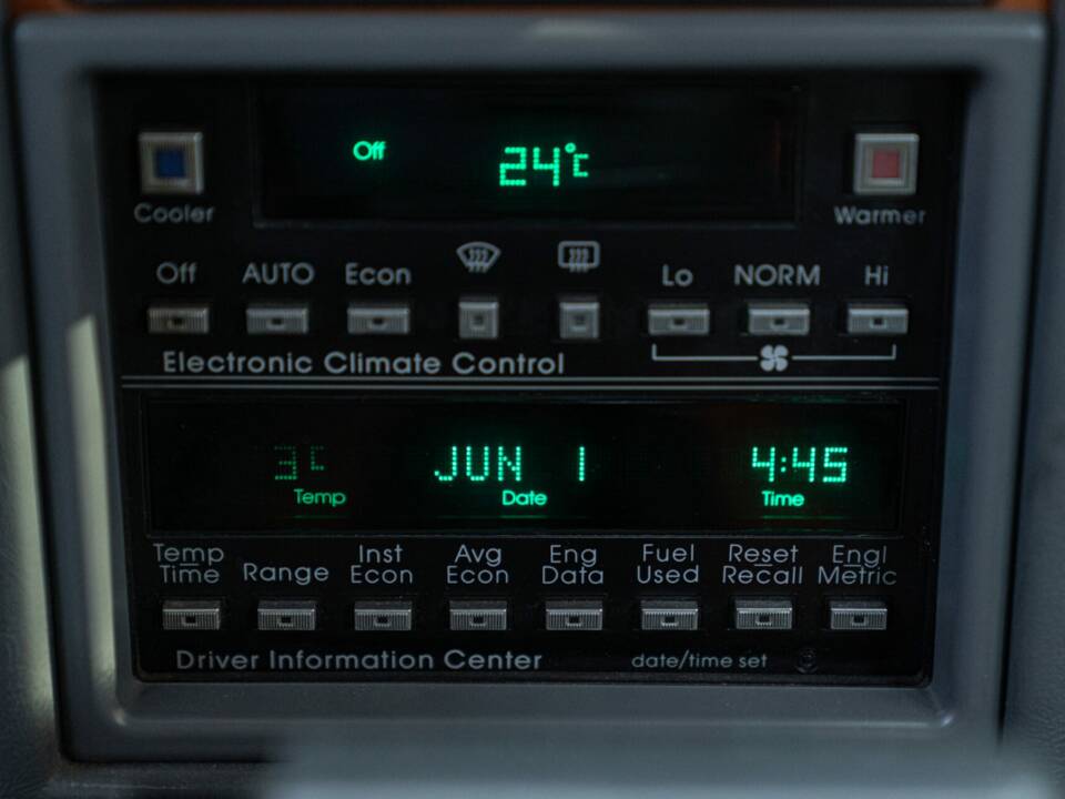 Immagine 46/50 di Cadillac Seville (1988)
