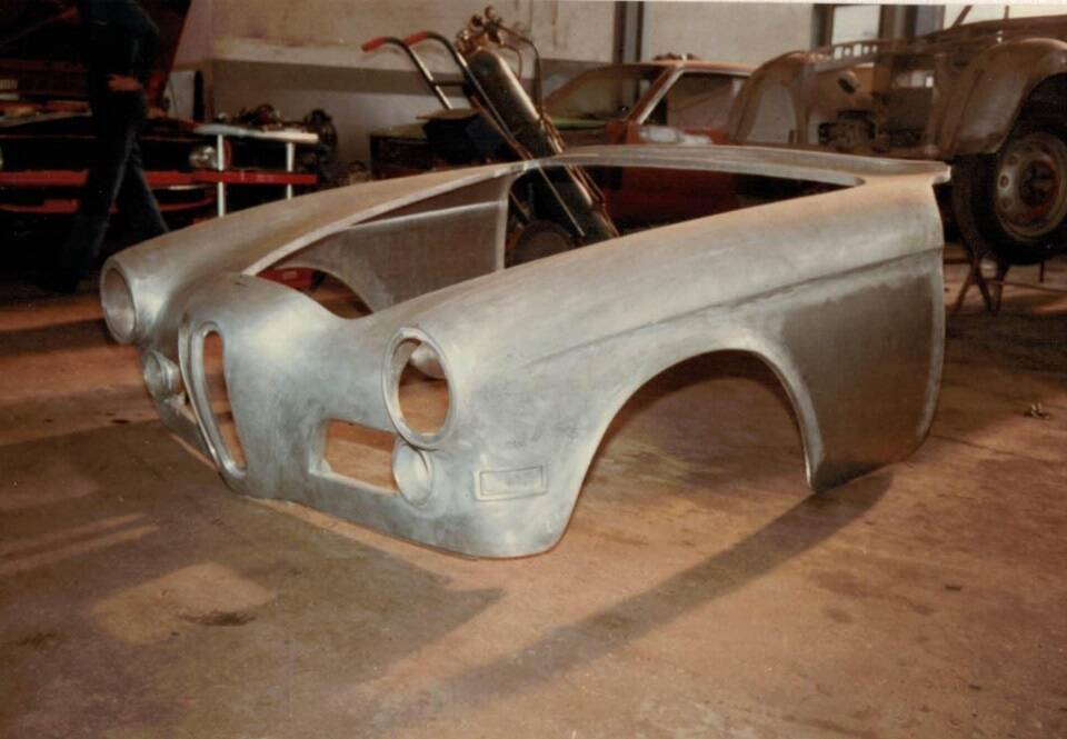 Immagine 46/58 di BMW 503 (1959)