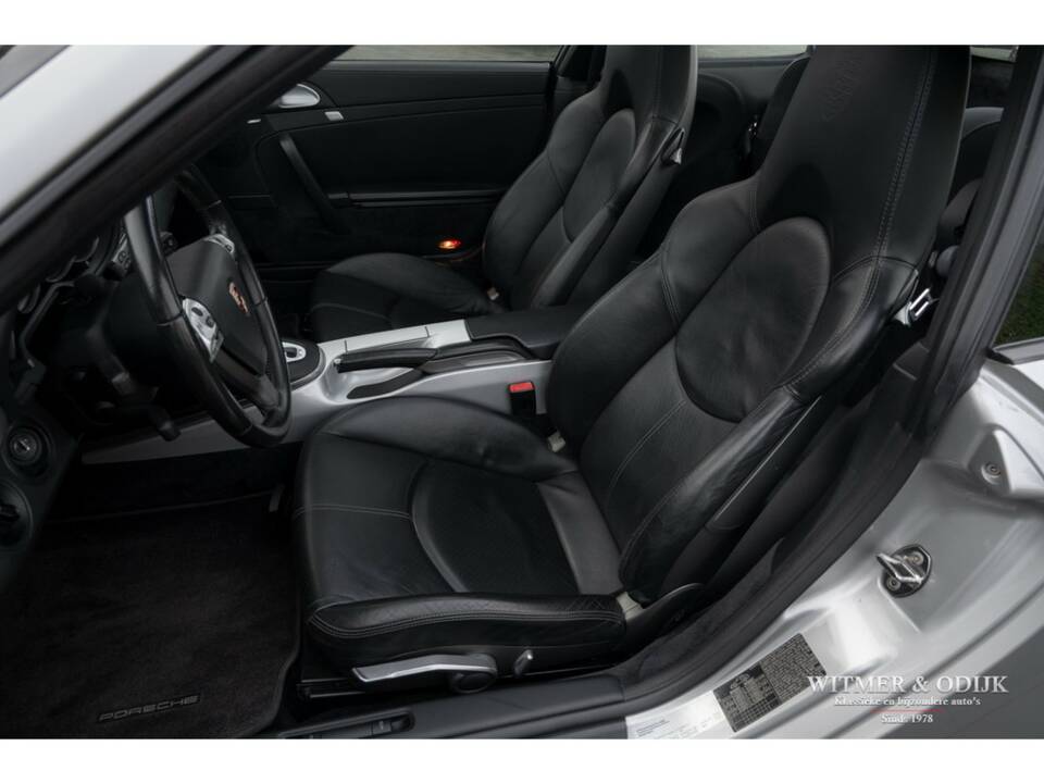 Immagine 3/29 di Porsche 911 Carrera 4S (2007)