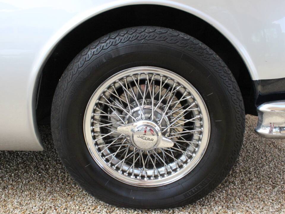 Bild 18/19 von Jaguar Mk II 3.8 (1962)