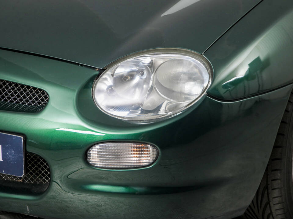 Bild 22/50 von MG F 1.8i (2000)