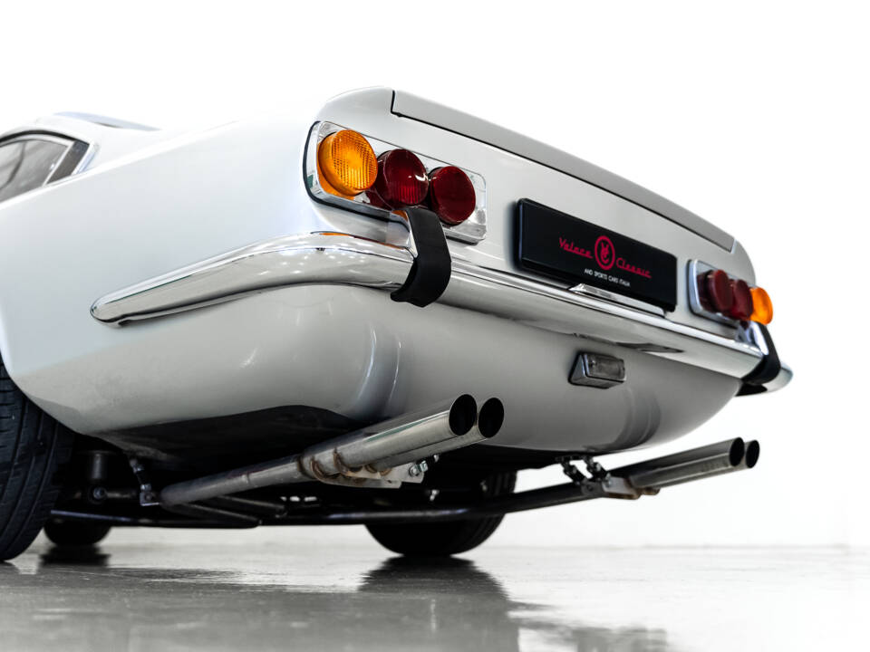 Image 25/67 of Ferrari 365 GT 2+2 (1969)