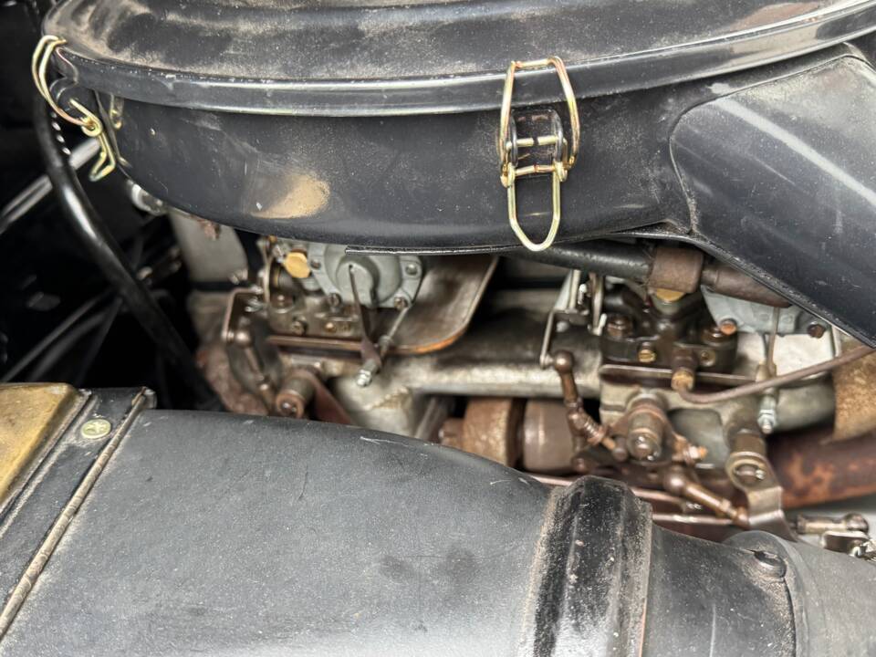 Image 38/43 of Mercedes-Benz 220 S (1956)