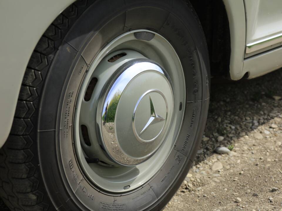 Imagen 38/39 de Mercedes-Benz 190 (1957)