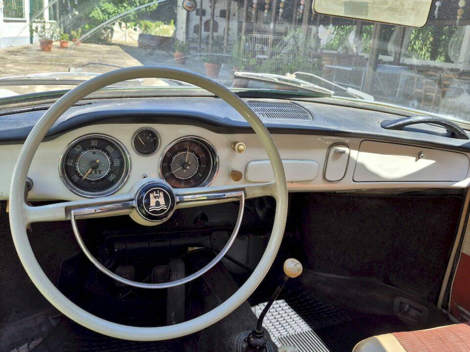 Image 28/71 of Volkswagen Karmann Ghia 1200 (1962)