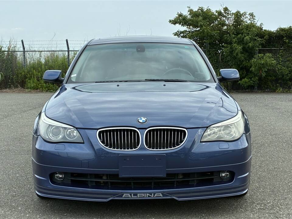 Immagine 2/62 di ALPINA B5 (2007)