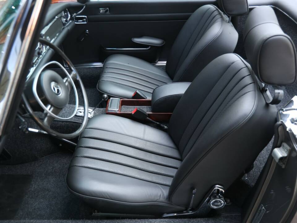 Bild 3/50 von Mercedes-Benz 280 SL (1971)