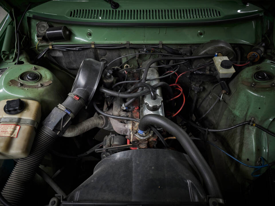 Bild 77/98 von Volvo 244 DL (1975)