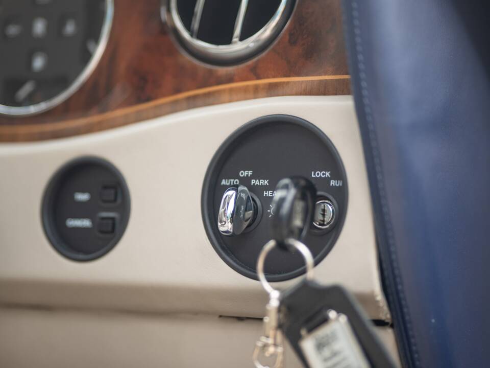Imagen 44/50 de Rolls-Royce Corniche V (2000)