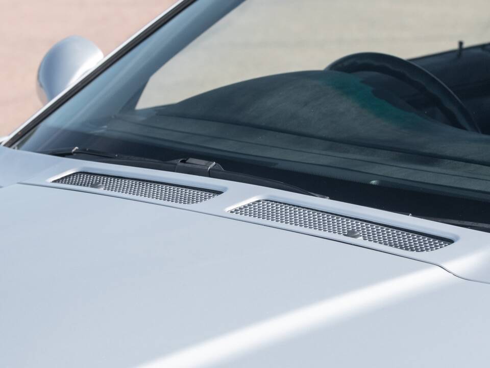 Image 32/50 de BMW 850CSi (1995)