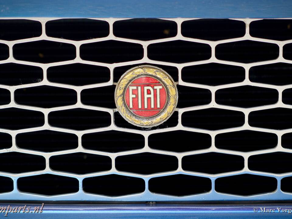 Image 25/44 of FIAT Dino Coupe (1967)