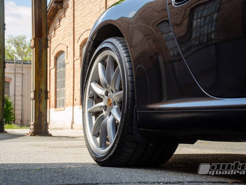 Image 7/15 of Porsche 911 Carrera (2008)