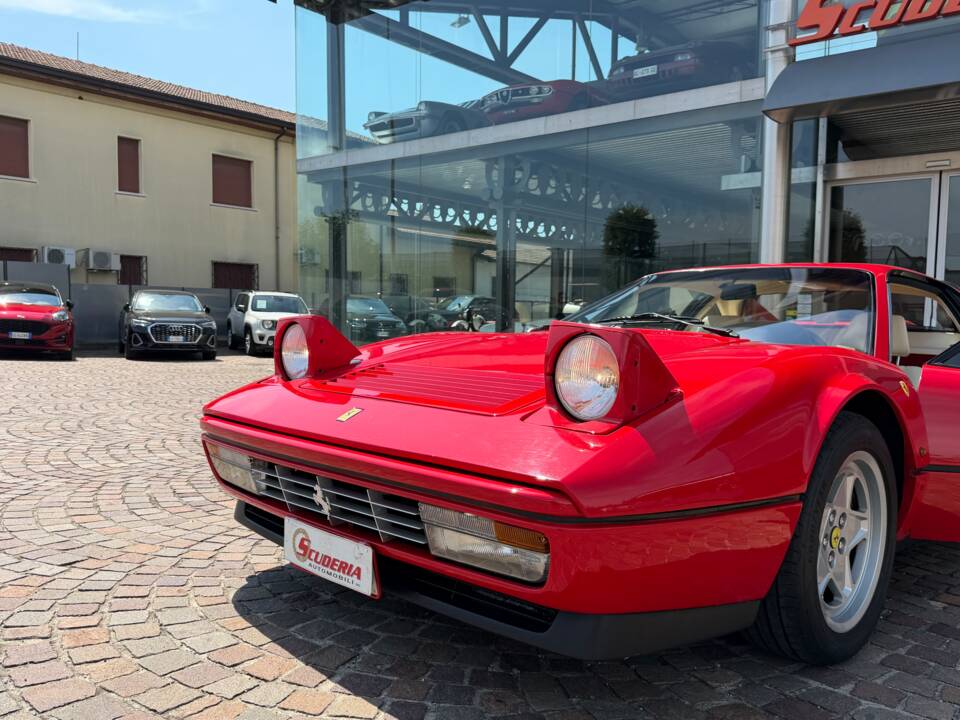 Bild 13/24 von Ferrari 208 GTB Turbo (1987)