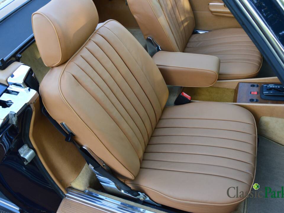 Image 41/50 de Mercedes-Benz 380 SL (1982)