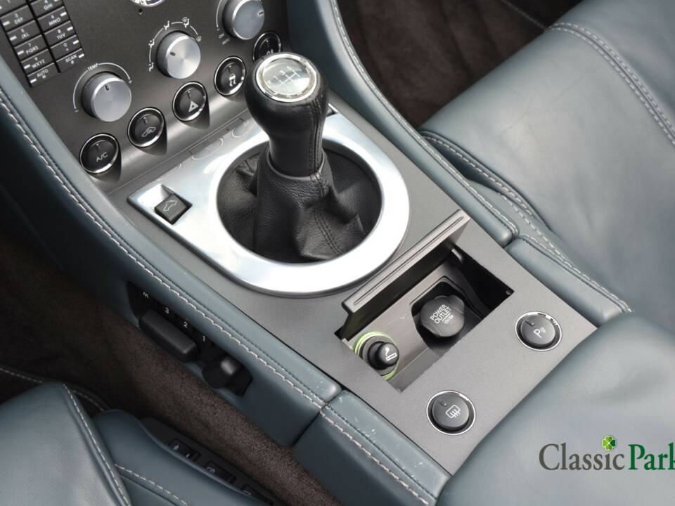 Image 40/50 of Aston Martin V8 Vantage (2007)