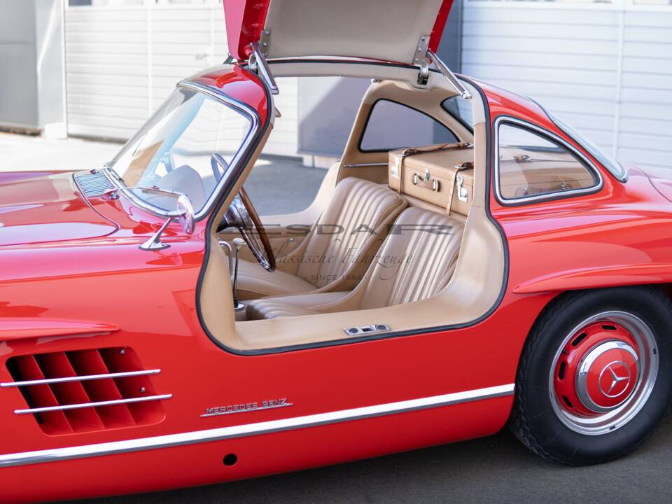 Image 32/49 of Mercedes-Benz 300 SL "Gullwing" (1955)