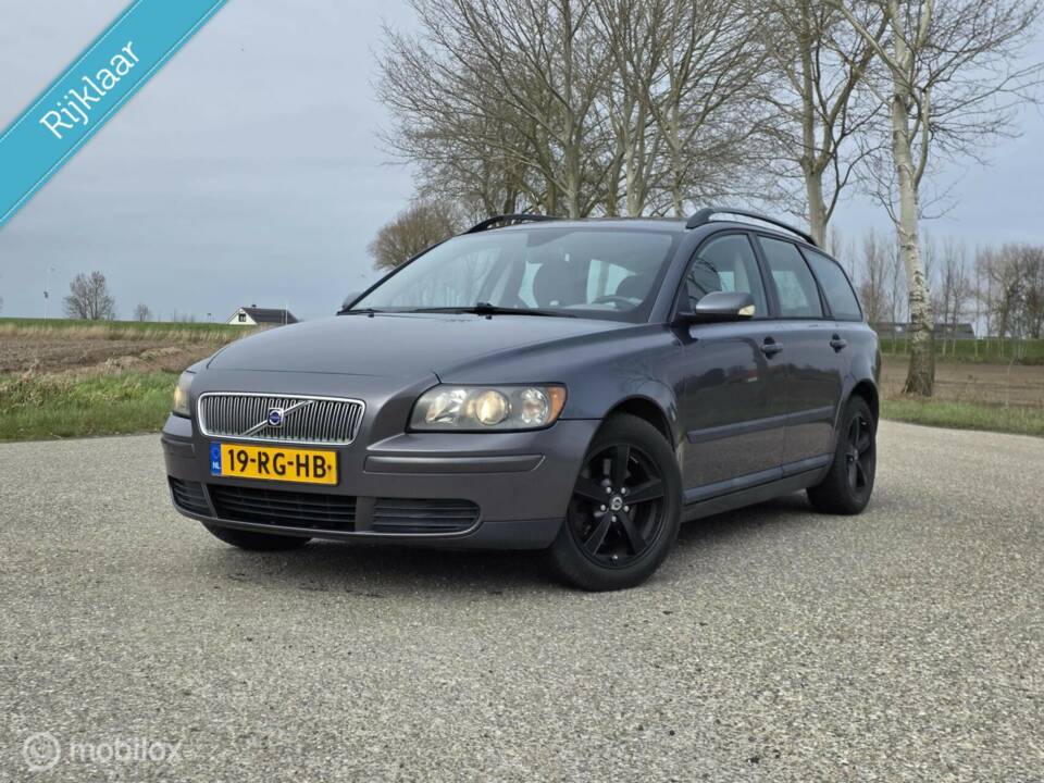 Image 2/33 de Volvo V50 2.4 (2005)