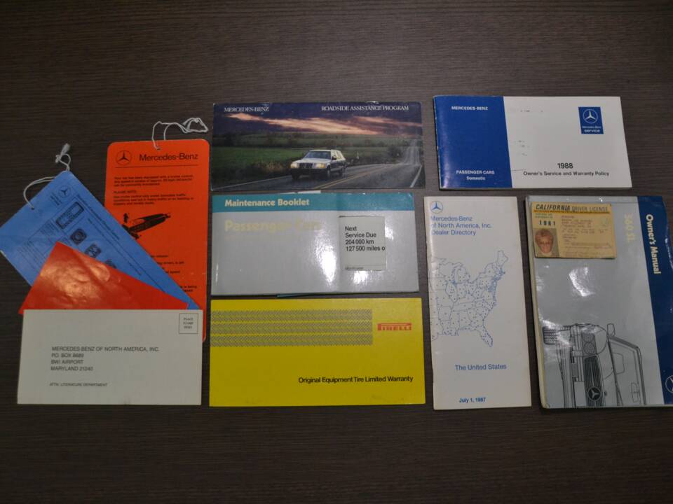 Image 41/79 de Mercedes-Benz 560 SL (1988)