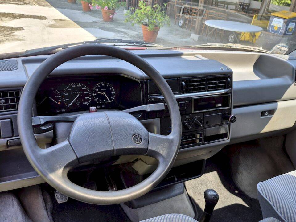 Bild 26/71 von Volkswagen T4 California 2.4 D (1994)