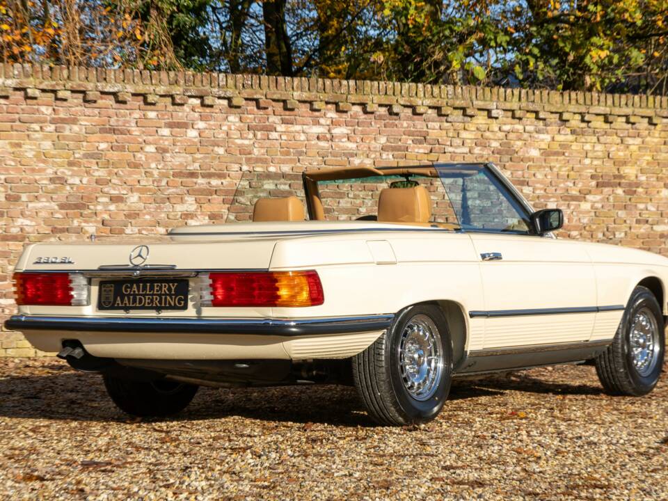 Bild 2/50 von Mercedes-Benz 380 SL (1982)