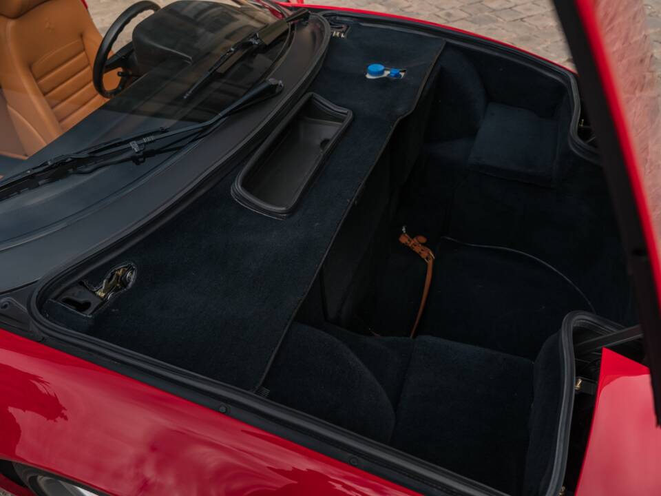 Image 43/46 of Ferrari 512 TR (1994)